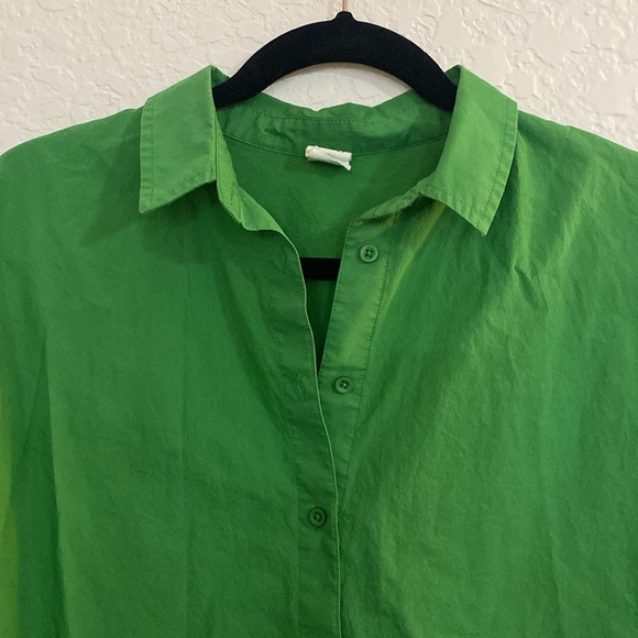 Cropped collared green small button down - Picture 2 of 4